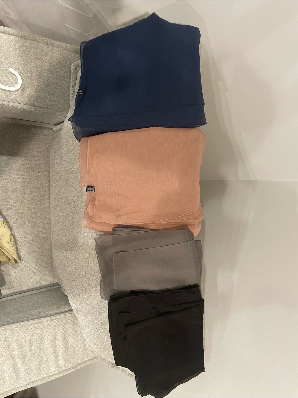 Lot Of 4 Vale Crinkle Chaiffon Hijabs Pink Blue Navy Black Olive Thin Vale Hijab